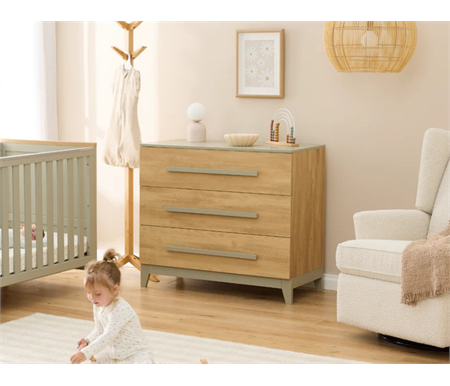 iL Tutto - Hallee Chest Changer - Golden Oak/Sage